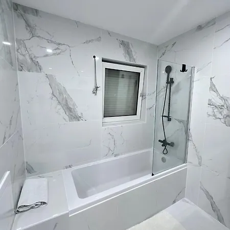 Bredeweg 3* Roermond