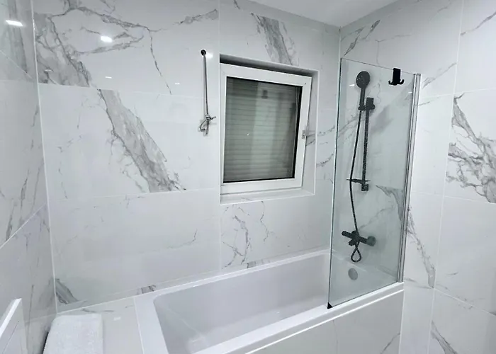 Bredeweg 3* Roermond