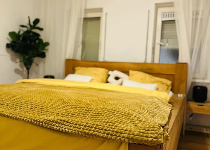 Bredeweg Oda ve Kahvaltı 3*